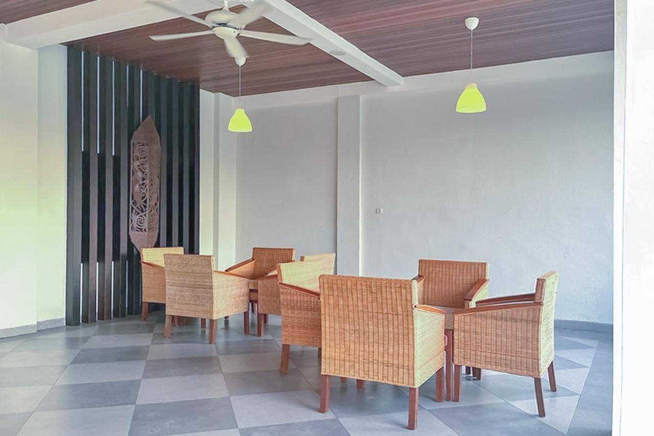 Urbanview Syariah Wisma Annisa Palangkaraya By Reddoorz Bagian luar foto